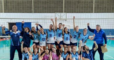 Vôlei sub-14 de Jundiaí vence primeiro jogo da semifinal contra o São Paulo